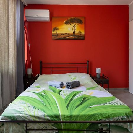 Syntagma Metro St. 2 Bedrooms 6 Pers. Flat By Mps Atenas Exterior foto